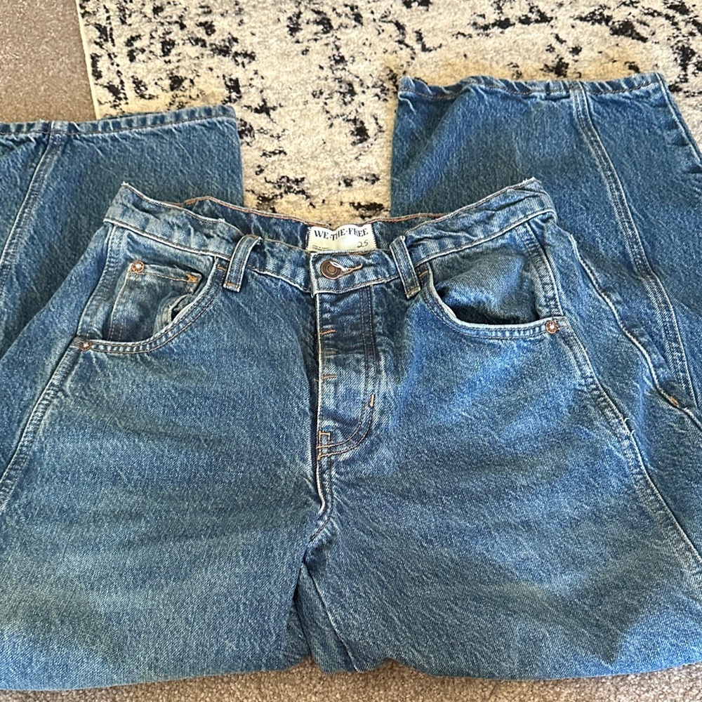 We The Free Free People size 25 Barrel leg denim EUC Lucky You Midrise Barrel